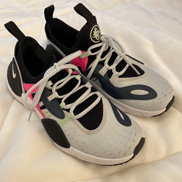 Nike Huarache edge GS pure platinum shoes - Picture 2 of 6